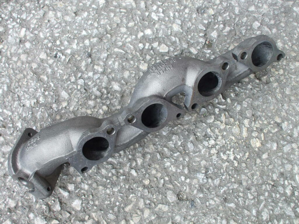 Exhaust manifolds de rust After